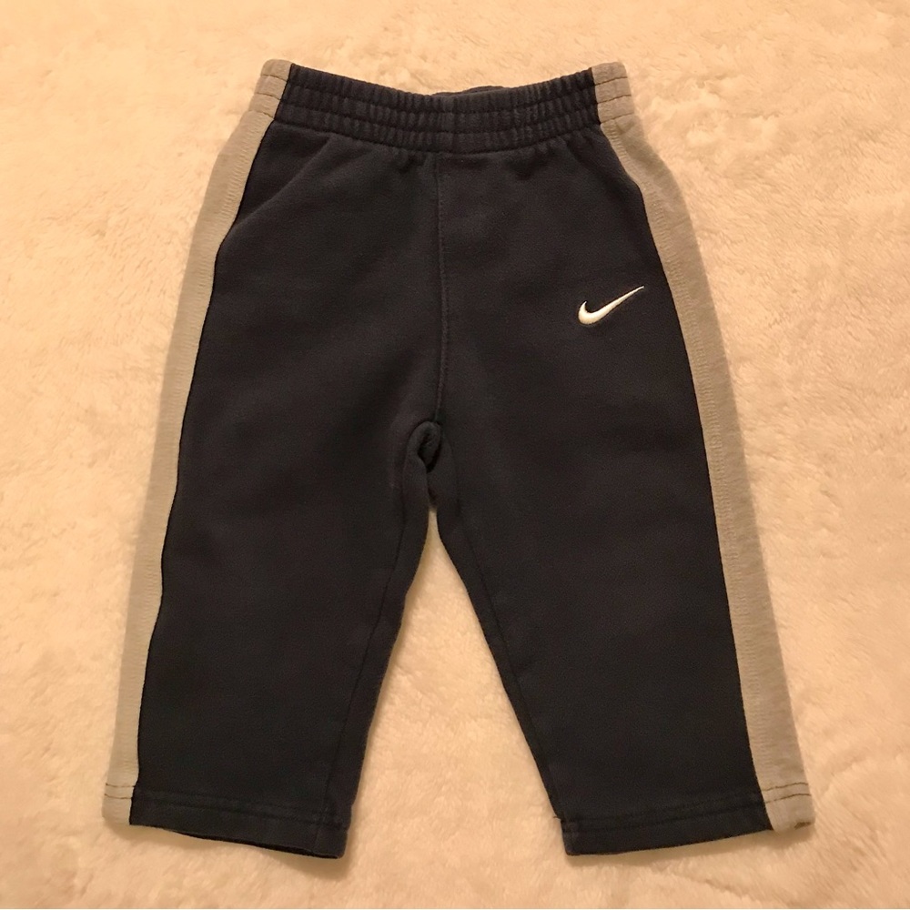 NIKE Sweat Pants (18 months)